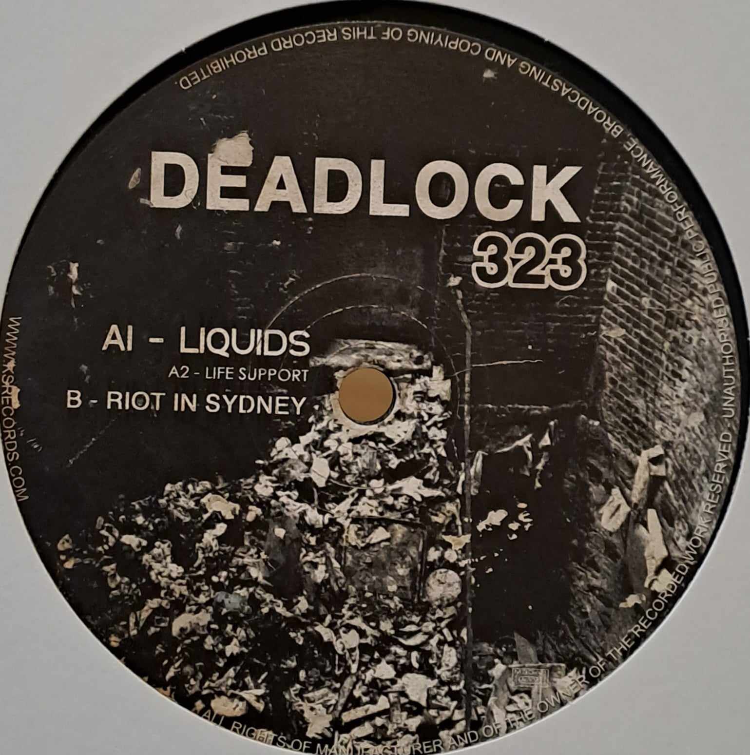 KS 323 - vinyle hardcore
